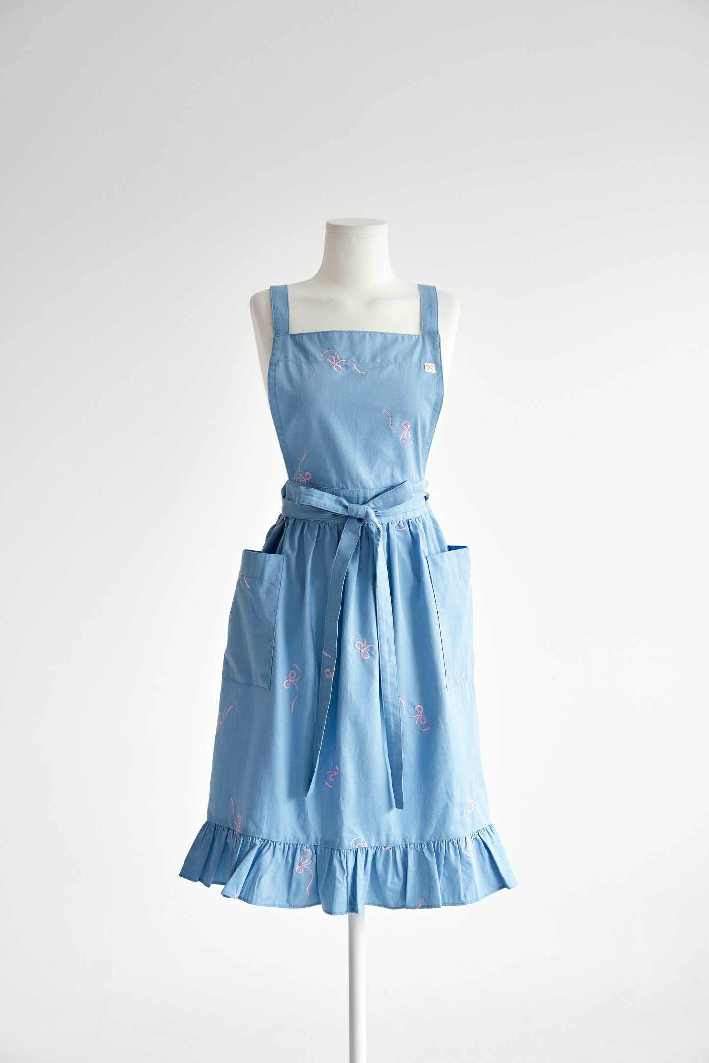 Bluebell Apron (One Color)